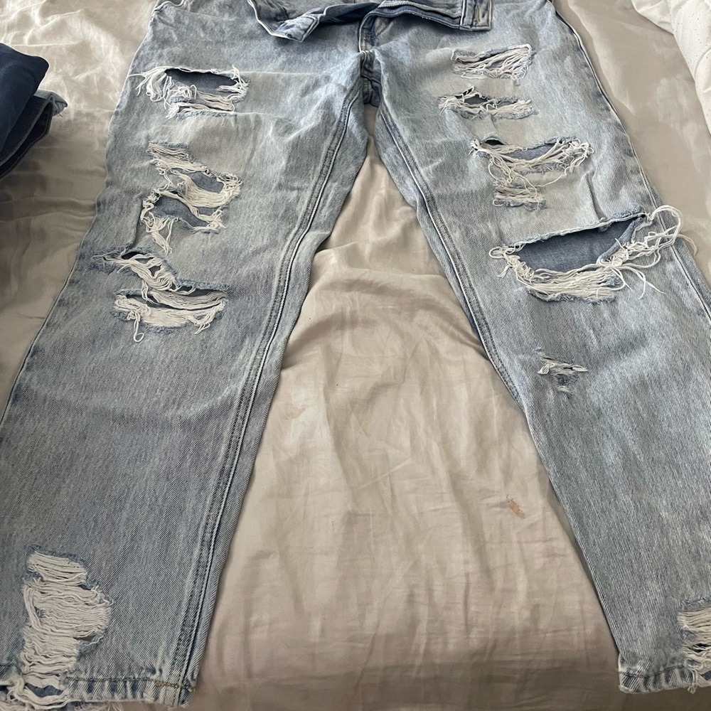 KanCan Blue Straight Leg Jeans with Distressed Details